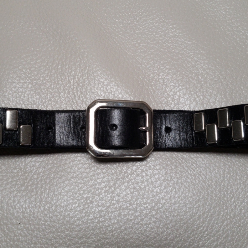 MELAMED BLACK LEATHER BIKER STUDDED BELT SIZE SMAL